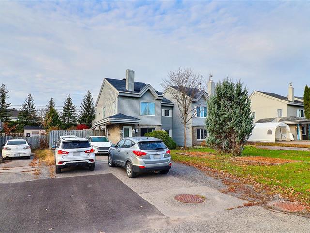 Duplex sold, Bois-des-Filion