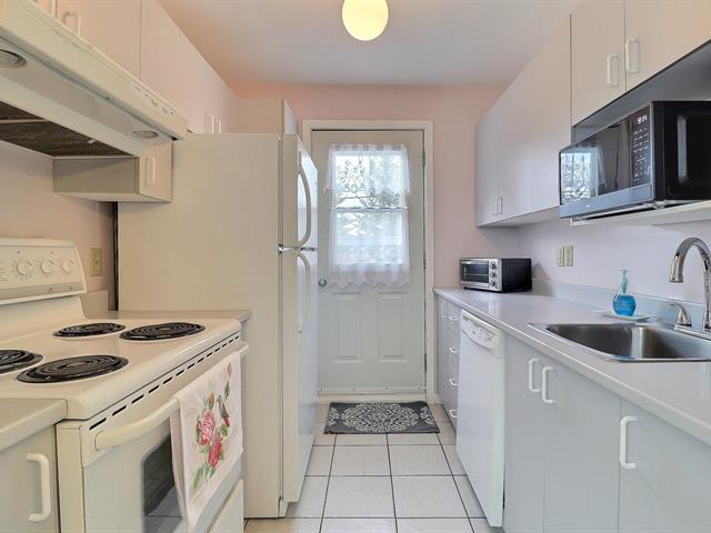 Duplex sold, Bois-des-Filion