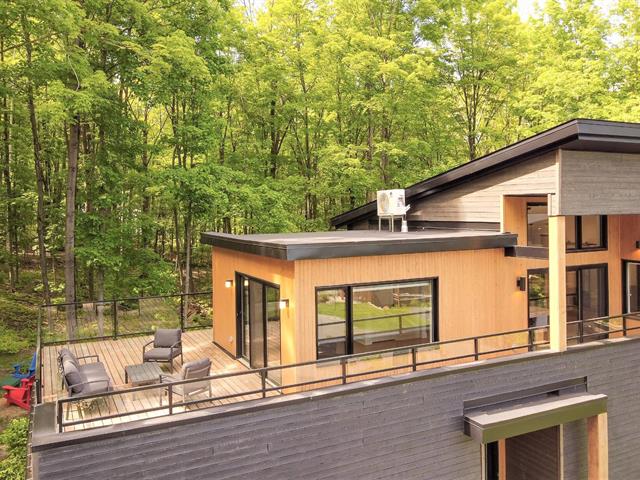 Maison à étages à vendre, Bromont