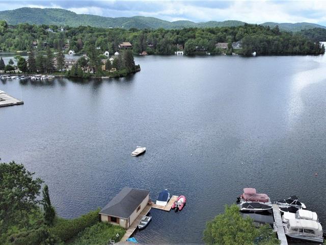 Vue sur l'eau