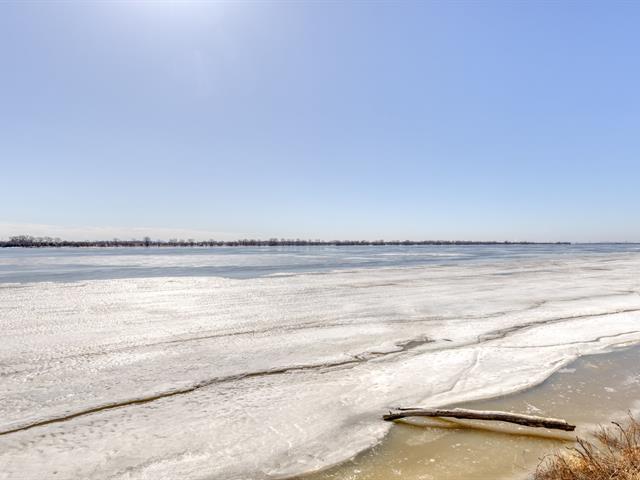 Accès au plan d'eau
