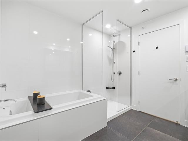 Salle de bains attenante à la CCP