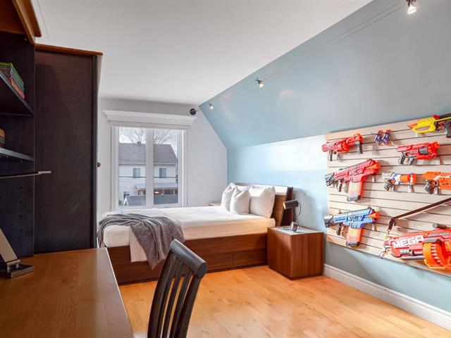 Two or more storey sold, Laval (Fabreville)