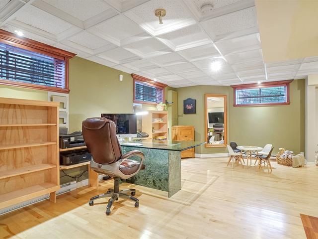 Two or more storey sold, Laval (Fabreville)