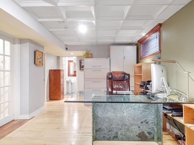 Two or more storey sold, Laval (Fabreville)