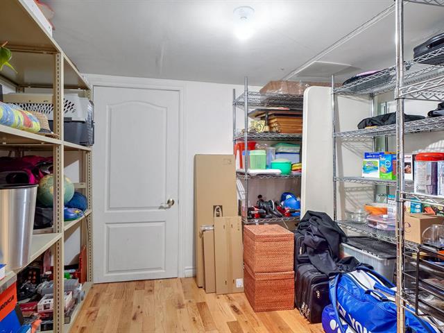 Two or more storey sold, Laval (Fabreville)