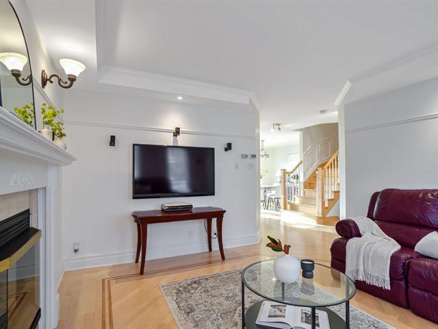 Two or more storey sold, Laval (Fabreville)