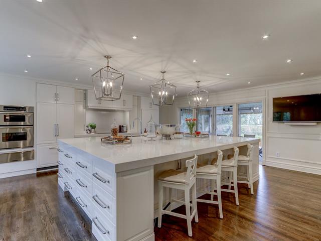 Maison à étages à vendre, Laval (Laval-sur-le-Lac)