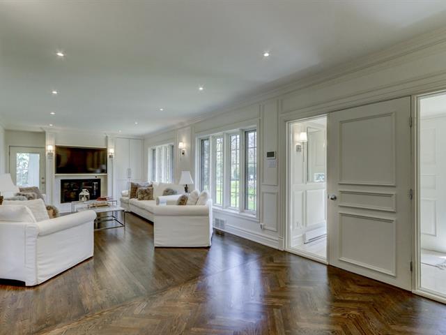 Maison à étages à vendre, Laval (Laval-sur-le-Lac)