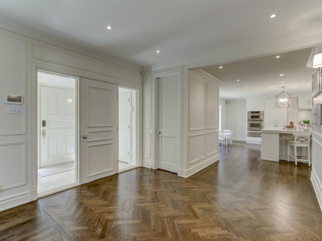 Maison à étages à vendre, Laval (Laval-sur-le-Lac)