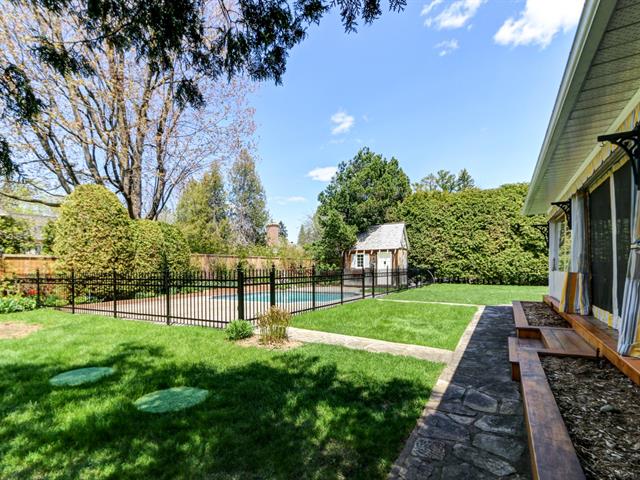 Maison à étages à vendre, Laval (Laval-sur-le-Lac)