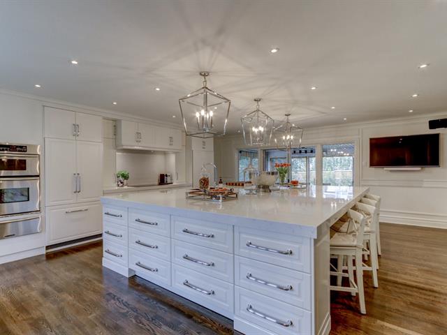Maison à étages à vendre, Laval (Laval-sur-le-Lac)
