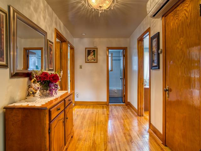 Triplex à vendre, Montréal (Côte-des-Neiges/Notre-Dame-de-Grâce)