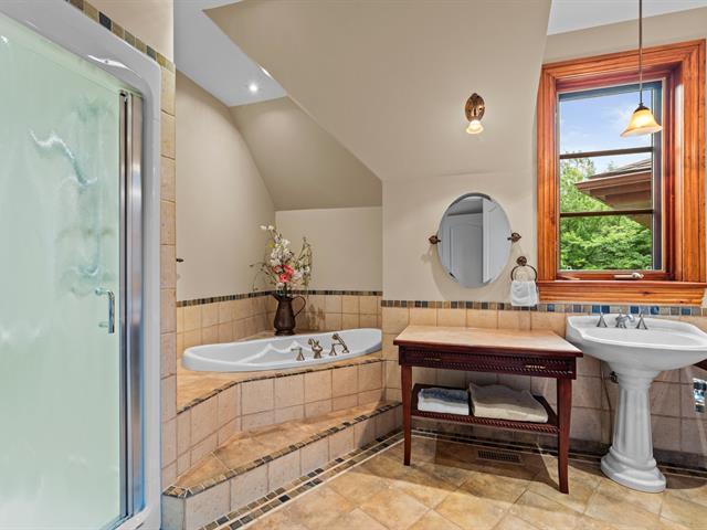 Salle de bains attenante à la CCP