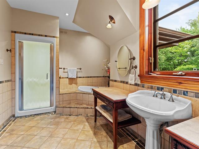 Salle de bains attenante à la CCP