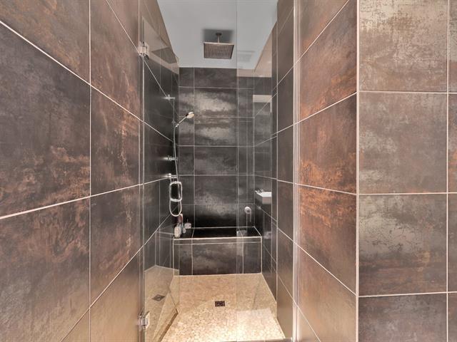 Salle de bains attenante à la CCP