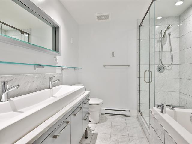 Salle de bains attenante à la CCP