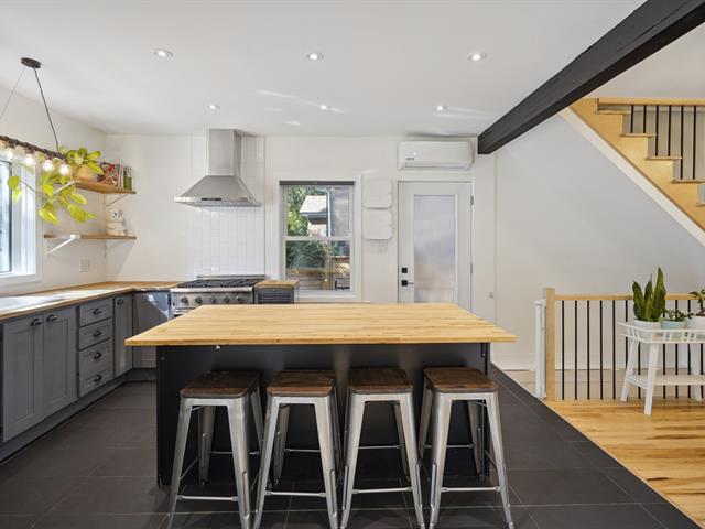 Maison à étages à vendre, Montréal (Ahuntsic-Cartierville)