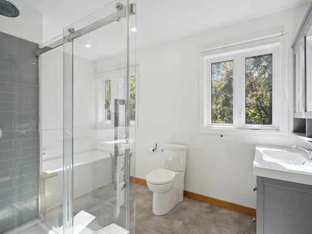 Maison à étages à vendre, Montréal (Ahuntsic-Cartierville)