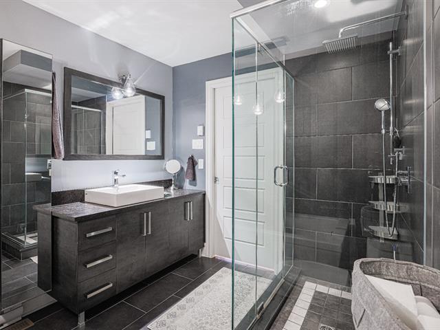 Maison à étages à vendre, Montréal (Mercier/Hochelaga-Maisonneuve)