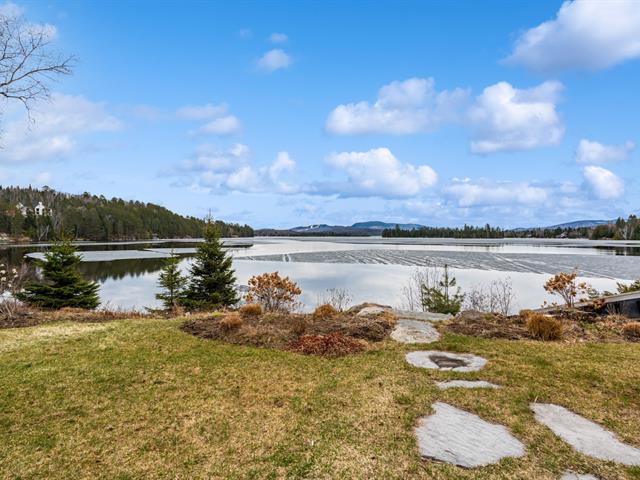 Vue sur l'eau