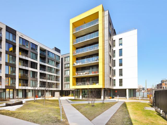Façade