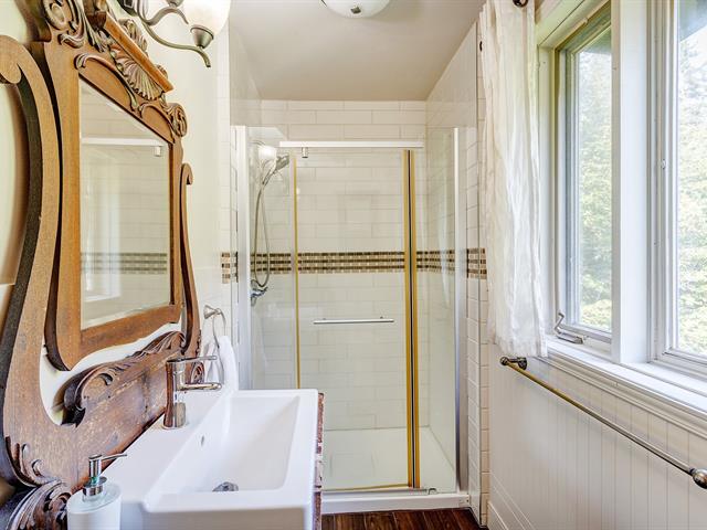 Salle de bains attenante à la CCP