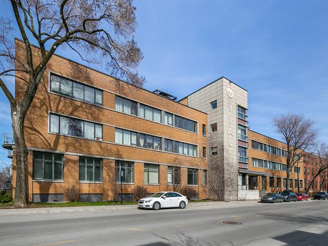 Façade