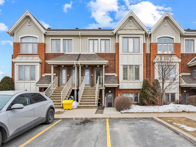 maison à vendre Longueuil (Saint-Hubert)