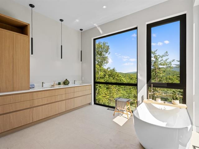 Salle de bains attenante à la CCP