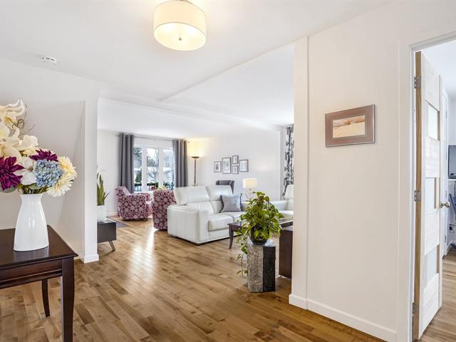 Duplex sold, Montréal (Ahuntsic-Cartierville)