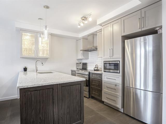 Duplex sold, Montréal (Ahuntsic-Cartierville)