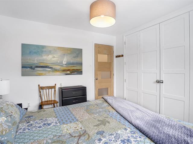 Duplex sold, Montréal (Ahuntsic-Cartierville)