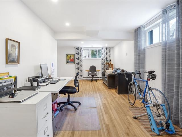 Duplex sold, Montréal (Ahuntsic-Cartierville)