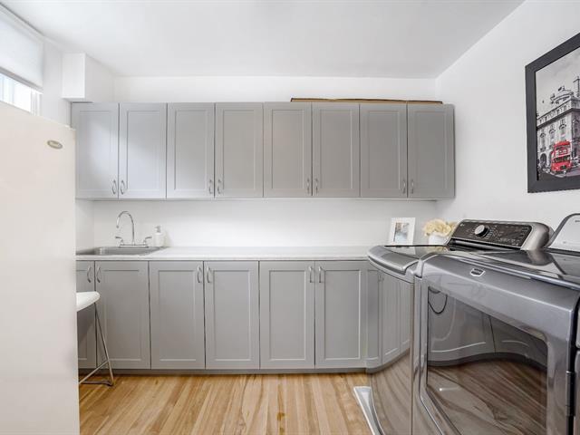 Duplex sold, Montréal (Ahuntsic-Cartierville)