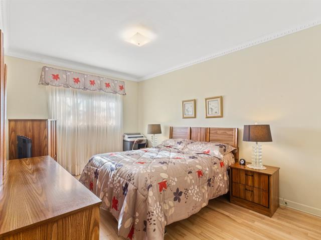 Triplex vendu, Montréal (Anjou)