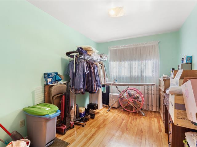Triplex vendu, Montréal (Anjou)