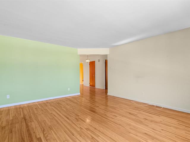 Triplex vendu, Montréal (Anjou)