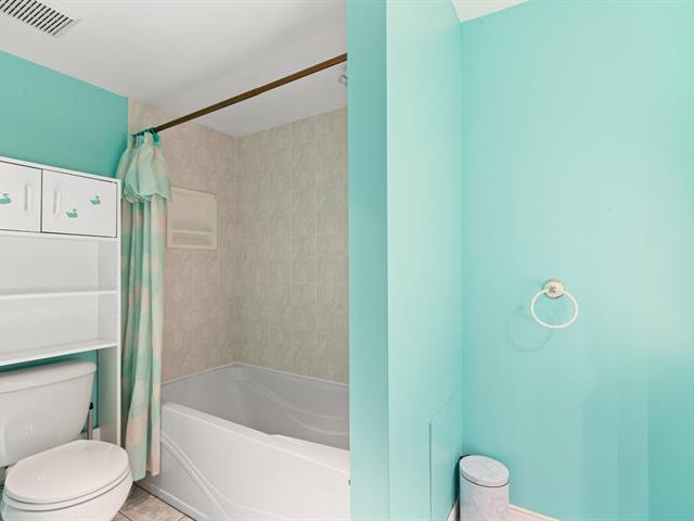 Triplex vendu, Montréal (Anjou)
