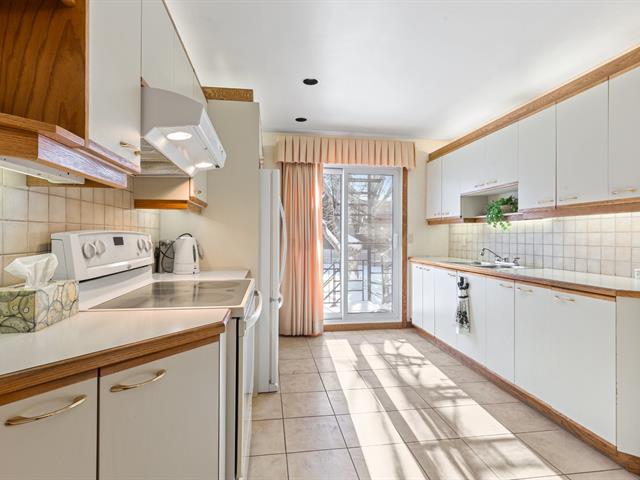 Triplex vendu, Montréal (Anjou)