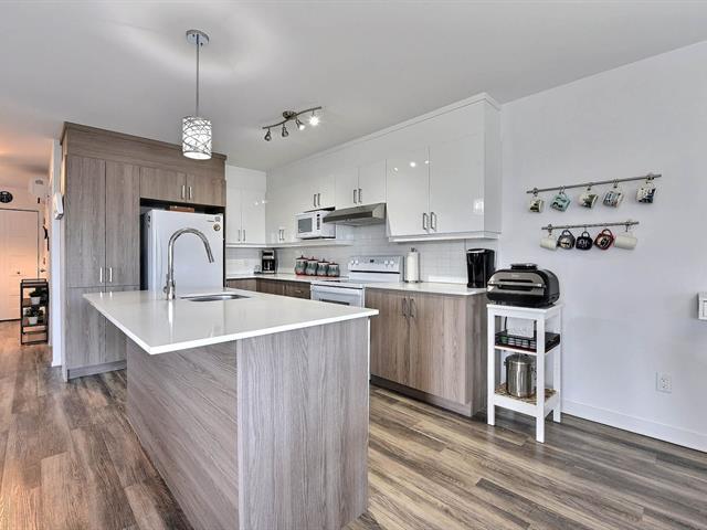 Triplex sold, Laval (Sainte-Dorothée)