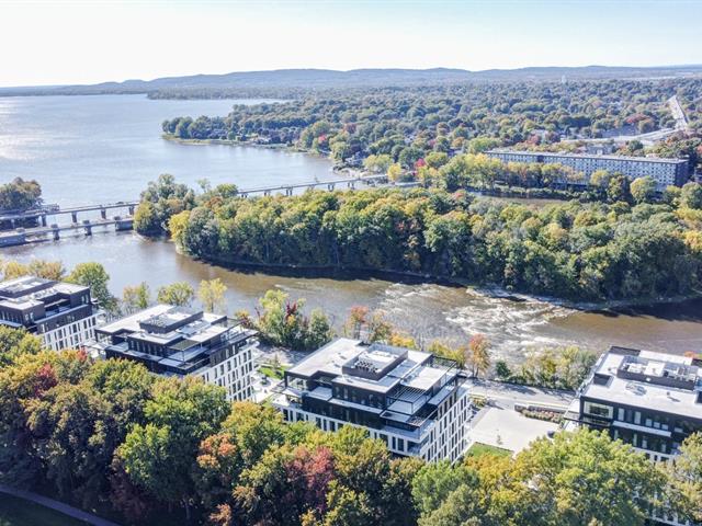 Condo vendu, Laval (Laval-sur-le-Lac)