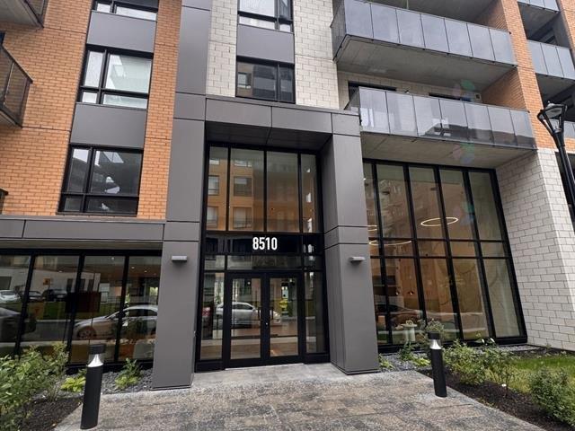 Façade