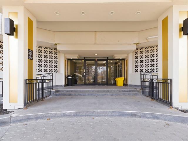 Façade