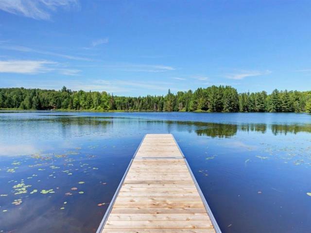 Accès au plan d'eau