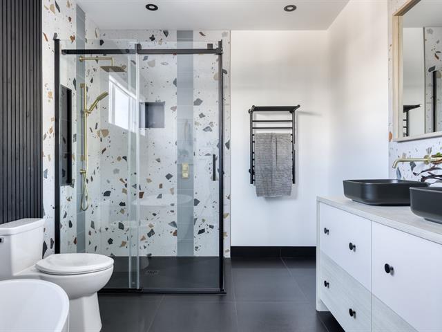 Salle de bains attenante à la CCP
