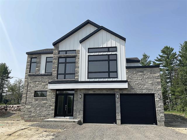Maison à étages à vendre Saint-Jérôme