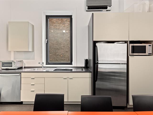 Bâtisse commerciale/Bureau à vendre, Montréal (Ville-Marie)