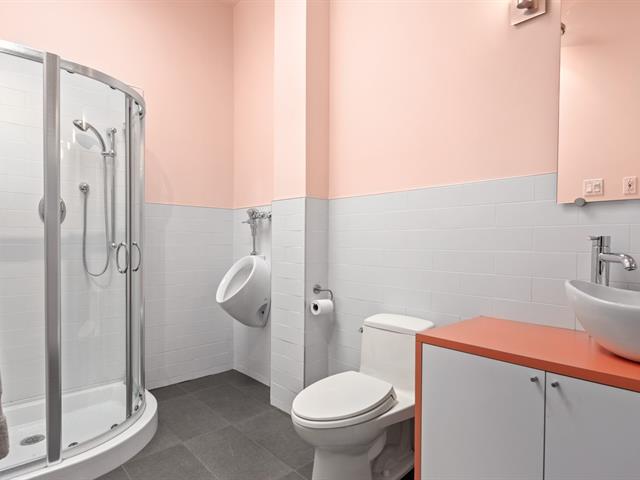 Bâtisse commerciale/Bureau à vendre, Montréal (Ville-Marie)