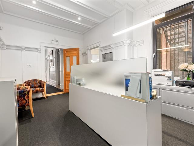 Bâtisse commerciale/Bureau à vendre, Montréal (Ville-Marie)
